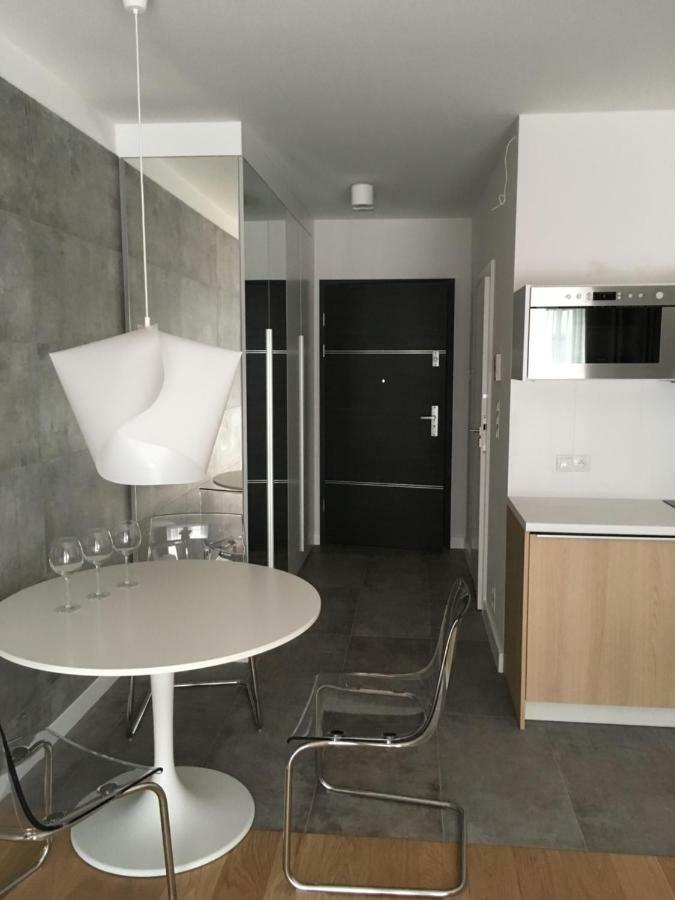 Apartment In The Gantry Hall - W19 Krasków Εξωτερικό φωτογραφία
