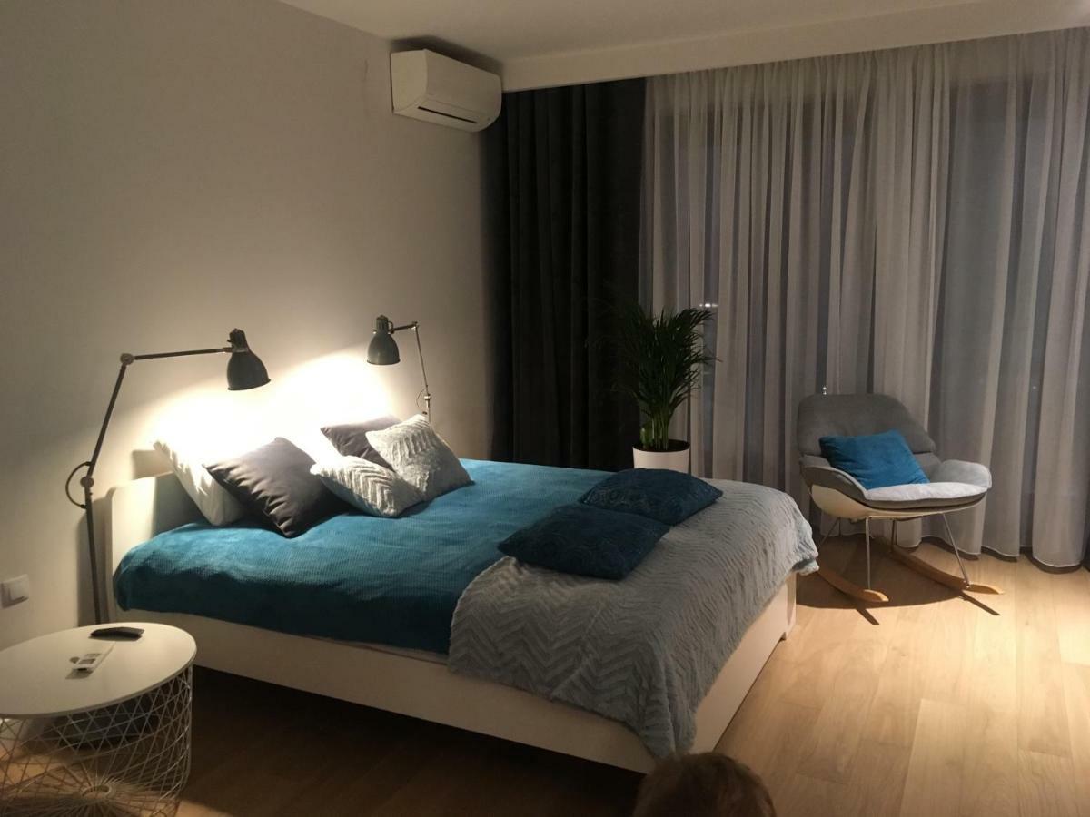 Apartment In The Gantry Hall - W19 Krasków Εξωτερικό φωτογραφία